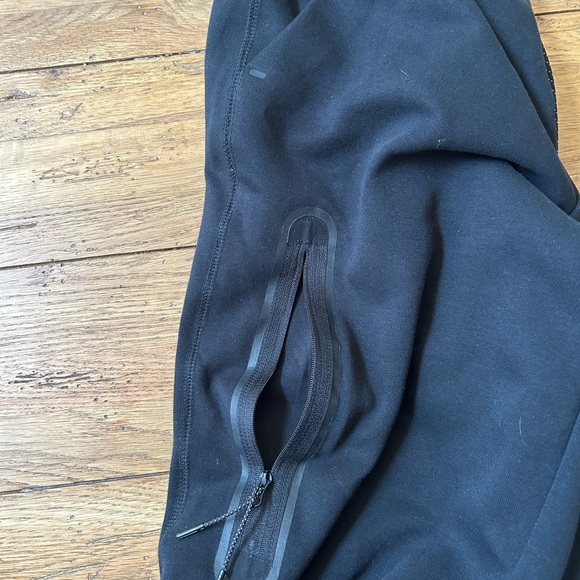 Nike jogger sweatpants size S women’s very soft and like new! - Picture 3 of 6